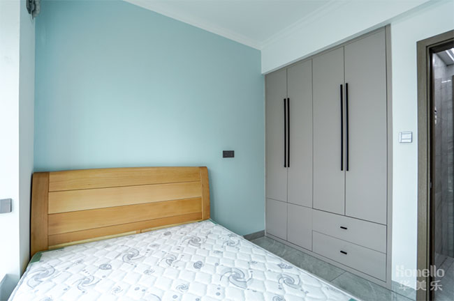 132㎡簡約四居，客餐廳對稱式設計，動線自由寬闊，真的很舒適